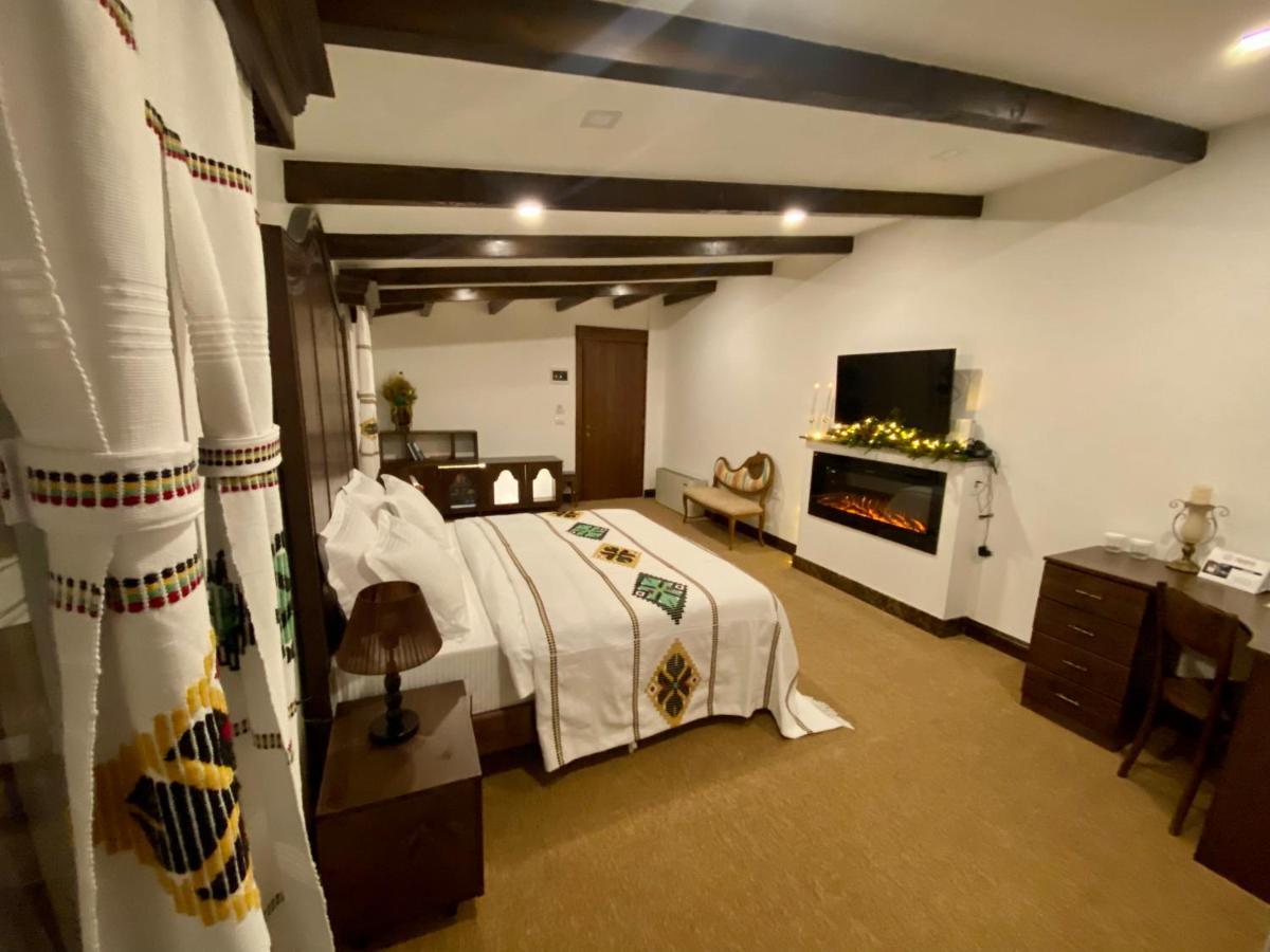 Hotel Tradita شكودر المظهر الخارجي الصورة
