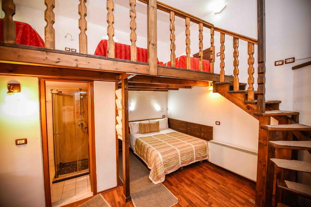 Hotel Tradita شكودر المظهر الخارجي الصورة