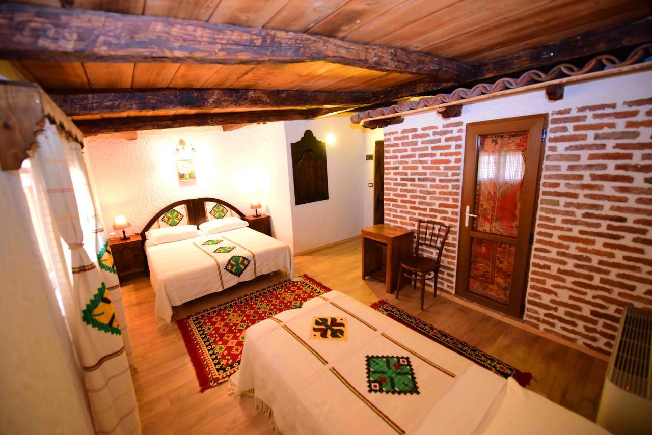 Hotel Tradita شكودر المظهر الخارجي الصورة